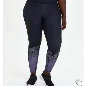 Nwt torrid leggings size 2